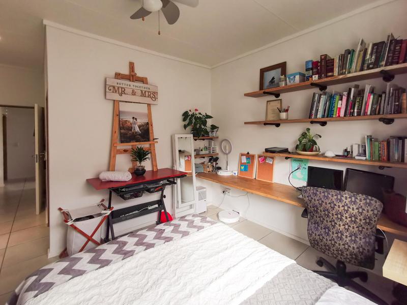 3 Bedroom Property for Sale in Mooikloof Country Estate Western Cape